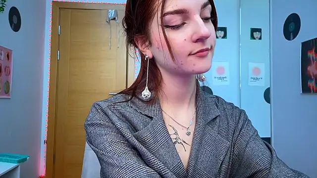 Bunny ShyGirl online show from 12.04.24
