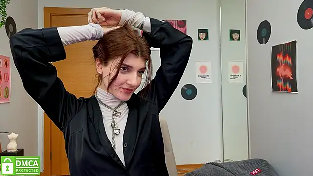 Bunny ShyGirl online show from 02.11.25