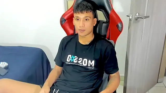 Snapshot of Backsex_boy chatting on 02.22.26 Backsex boy online show from 02.22.26