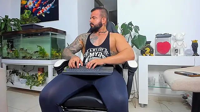 Johnnygrayson1 online show from 10.22.25