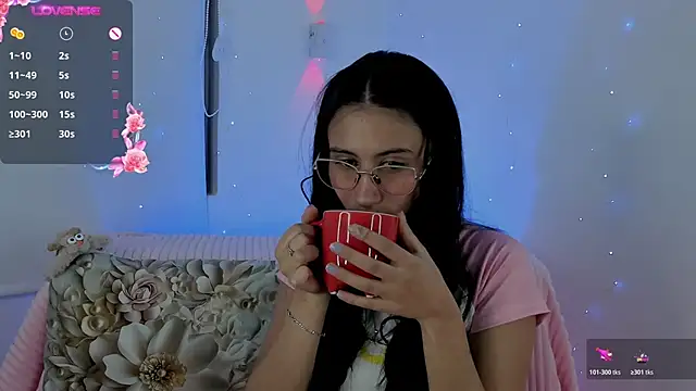 NayeCloud online show from 02.22.26