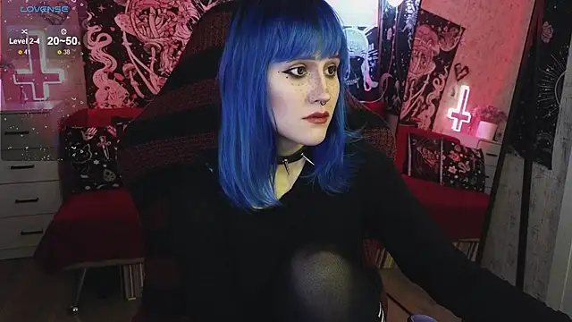 Snapshot of little_Elika chatting on 02.11.25 little Elika online show from 02.11.25