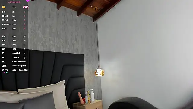 Sabrina Lennox online show from 02.25.25