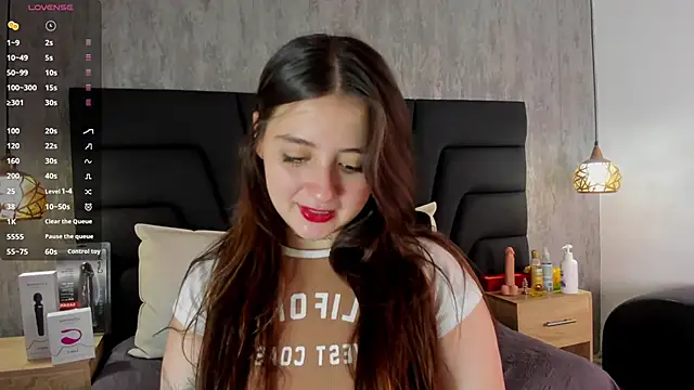 Sabrina Lennox online show from 03.14.25