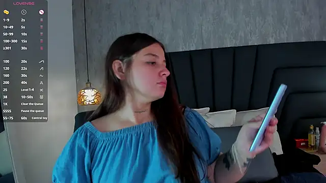 Sabrina Lennox online show from 03.21.25