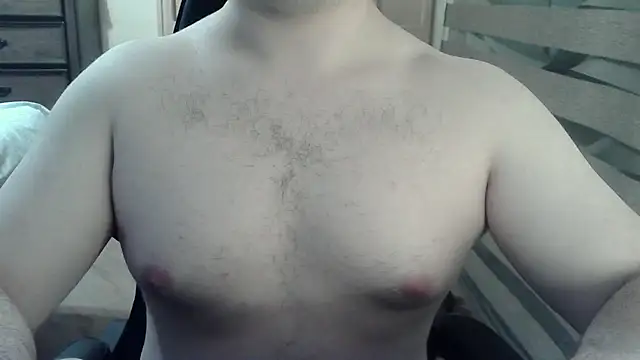 Snapshot of Himbo_fox chatting on 06.18.26 Himbo fox online show from 06.18.26