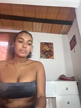 aleja montiel   online show from 03.04.25