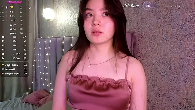 Snapshot of TaiteGloss chatting on 12.17.24 TaiteGloss online show from 12.17.24