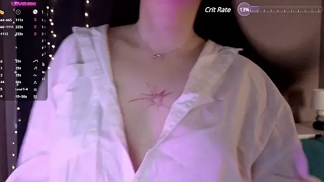 Snapshot of TaiteGloss chatting on 03.03.25 TaiteGloss online show from 03.03.25