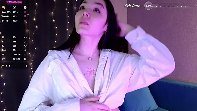 Snapshot of TaiteGloss chatting on 03.03.25 TaiteGloss online show from 03.03.25