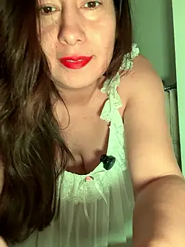 xLadyScarlettx online show from 01.13.26