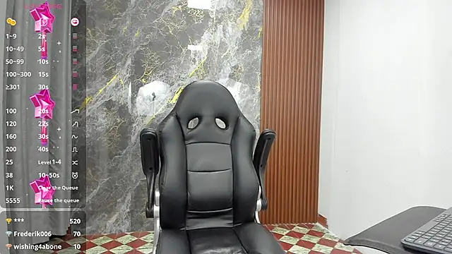 Snapshot of luandy chatting on 03.06.25 luandy online show from 03.06.25