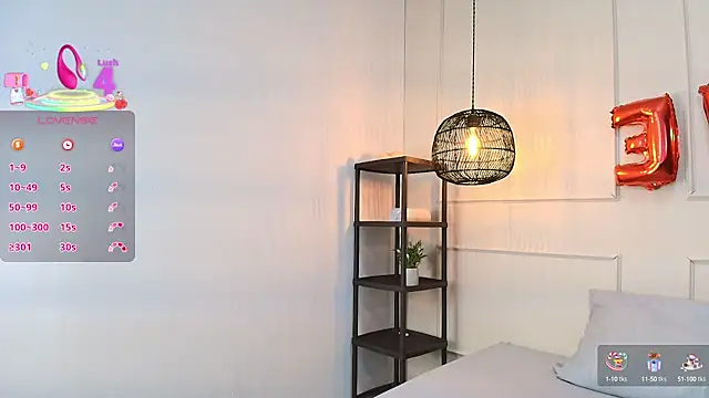 Snapshot of luandy chatting on 09.23.25 luandy online show from 09.23.25