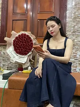 Snapshot of LiLi-Kirix99 chatting on 05.19.26 LiLi-Kirix99 online show from 05.19.26