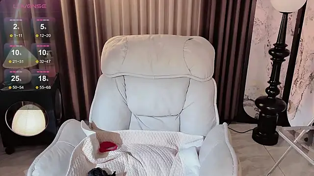 Snapshot of Yaikun0-0 chatting on 10.09.25 Yaikun0-0 online show from 10.09.25