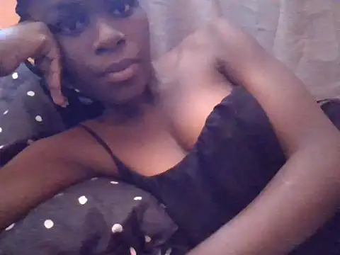 Snapshot of ebonyvalleria1 chatting on 04.06.26 ebonyvalleria1 online show from 04.06.26