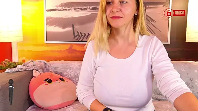 Snapshot of BigBoobsARRI chatting on 11.03.25 BigBoobsARRI online show from 11.03.25