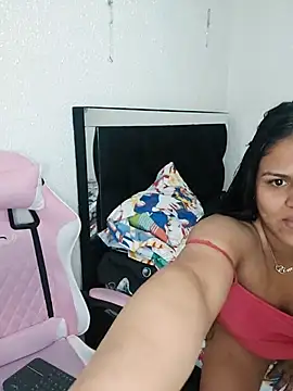 SweetAlmaa online show from 02.19.25