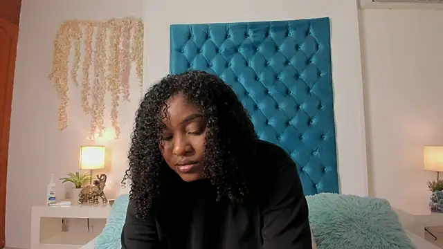Snapshot of ohrianagibson chatting on 04.25.26 ohrianagibson online show from 04.25.26