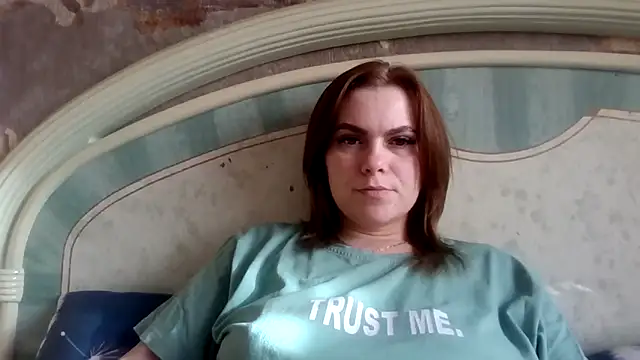 Snapshot of ANASTASIlA chatting on 02.17.25 ANASTASIlA online show from 02.17.25