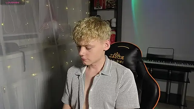 Keytaro online show from 03.10.25