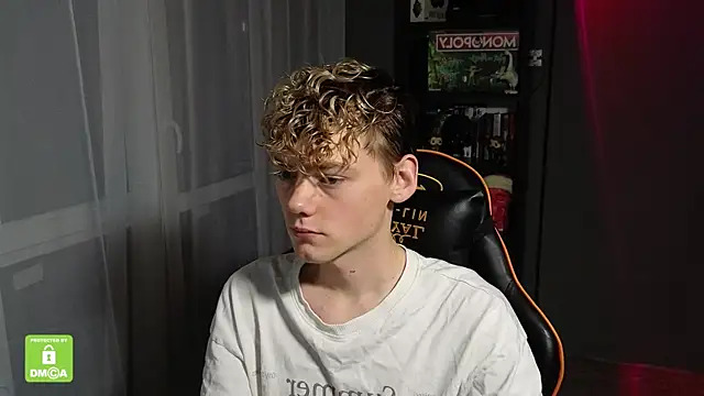 Keytaro online show from 10.21.25