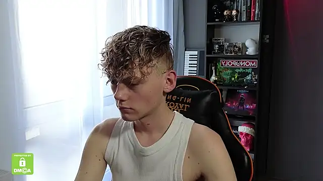 Keytaro online show from 10.28.25