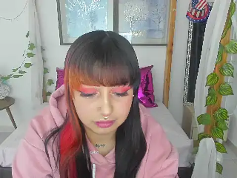 lussyevans24 online show from 01.14.25
