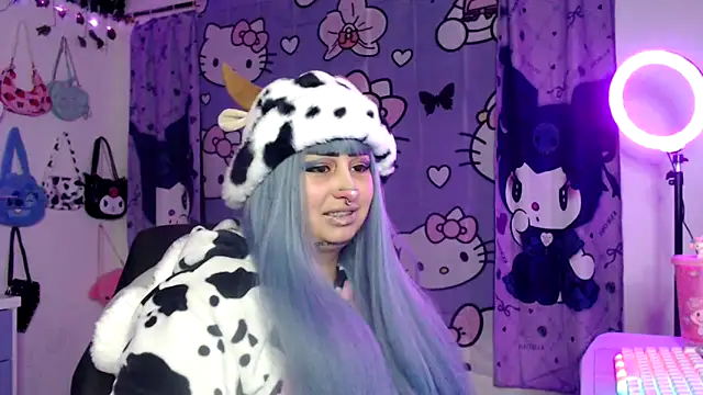 Snapshot of lussyevans24 chatting on 10.09.25 lussyevans24 online show from 10.09.25