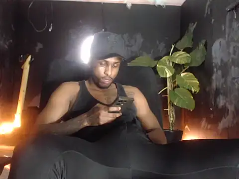 Snapshot of Ostinsanto chatting on 02.21.26 Ostinsanto online show from 02.21.26