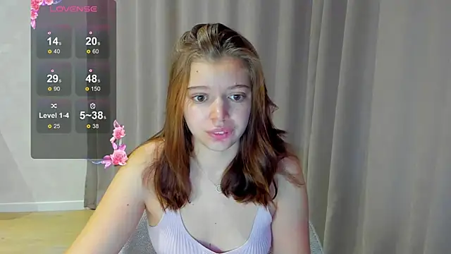 Snapshot of Nicky_Rosee chatting on 10.11.25 Nicky Rosee online show from 10.11.25