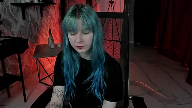 LexiWenford online show from 10.04.25