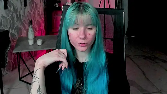 LexiWenford online show from 10.10.25