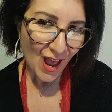 Viola8p online show from 11.26.25