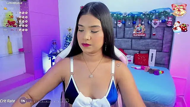 Snapshot of imsofy_ chatting on 12.21.24 imsofy online show from 12.21.24