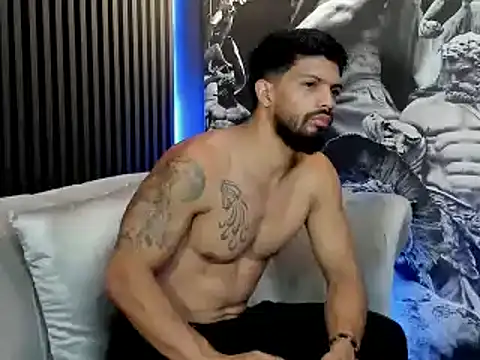 DannSaenz online show from 01.07.25