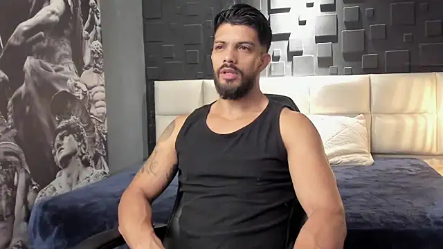 DannSaenz online show from 01.12.25