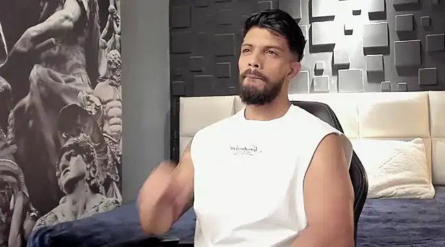 DannSaenz online show from 01.12.25