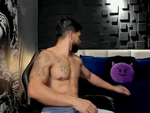 DannSaenz online show from 01.24.25