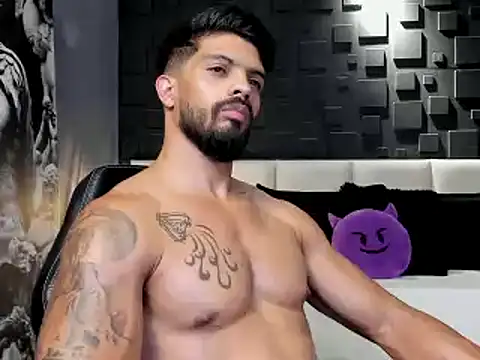 DannSaenz online show from 01.31.25