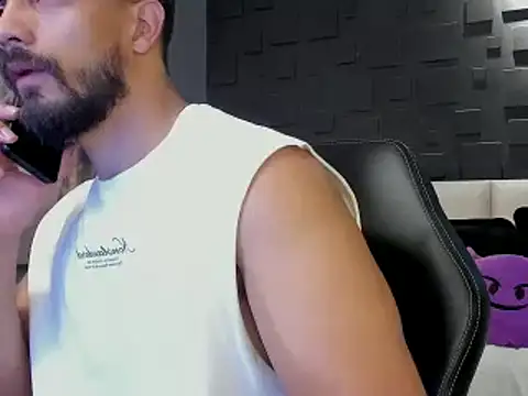 DannSaenz online show from 02.04.25