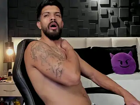 DannSaenz online show from 02.04.25