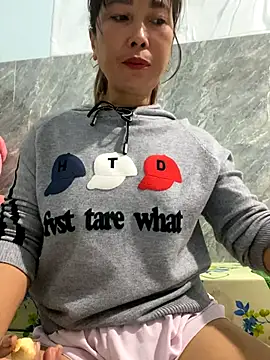 Linaannn online show from 11.20.25