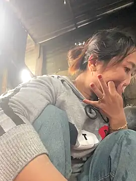 Linaannn online show from 11.25.25