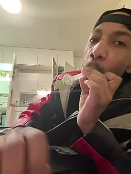 Snapshot of esteraulxxx chatting on 09.28.25 esteraulxxx online show from 09.28.25