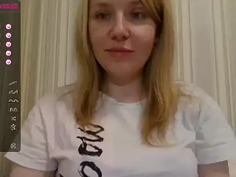 Snapshot of urbadkitty chatting on 01.25.25 urbadkitty online show from 01.25.25