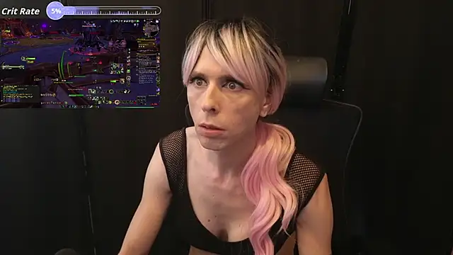 Snapshot of april_show_her chatting on 09.13.25 april show her online show from 09.13.25