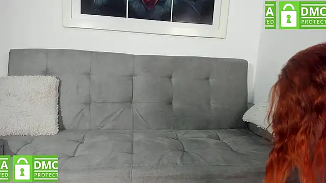 Snapshot of Sarah_paul chatting on 02.22.25 Sarah paul online show from 02.22.25