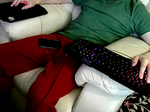 Snapshot of MrStraightDik chatting on 02.11.25 MrStraightDik online show from 02.11.25