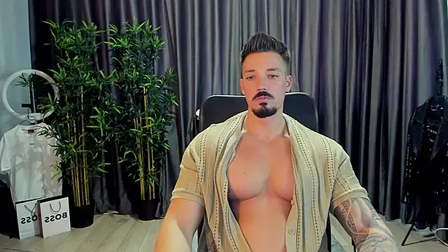 Snapshot of HaydenSpearss chatting on 10.01.25 HaydenSpearss online show from 10.01.25